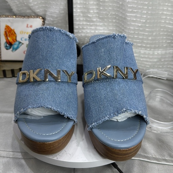 (A) DKNY CECE/HYS-2108 women's distressed denim platform shoes with silver,Sz 9M - Picture 2 of 12